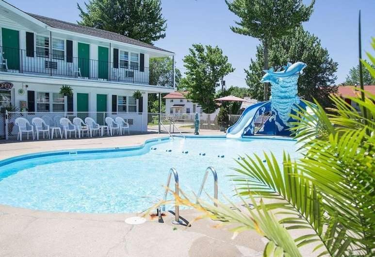 Colonial Motel วิสคอนซินเดลส์ ภายนอก รูปภาพ